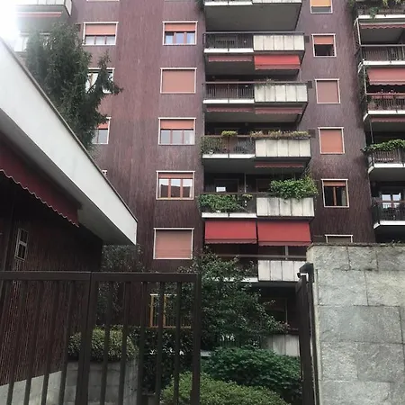 Best Way Rent - Near Tre Torri District Apartamento Milán